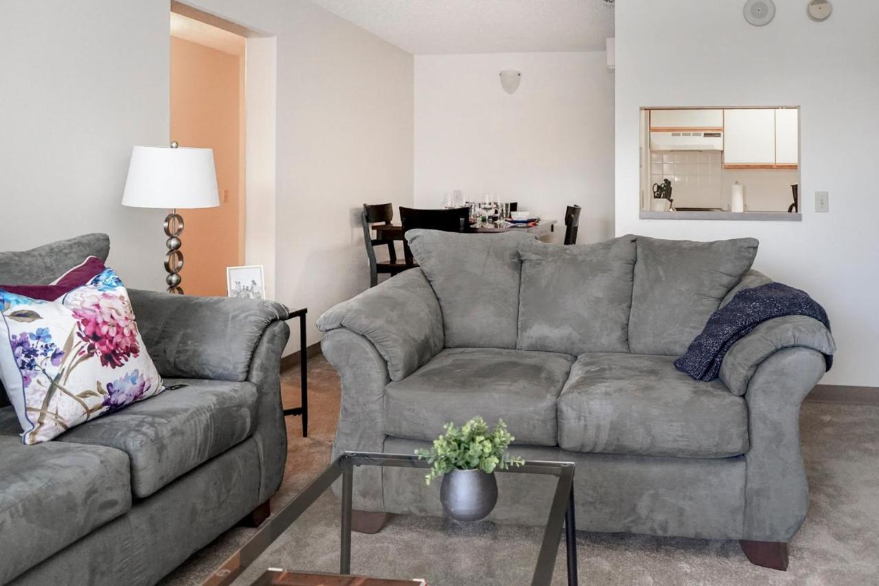 Short Term Rentals At The Park At Trowbridge Senior Community Southfield Exteriér fotografie