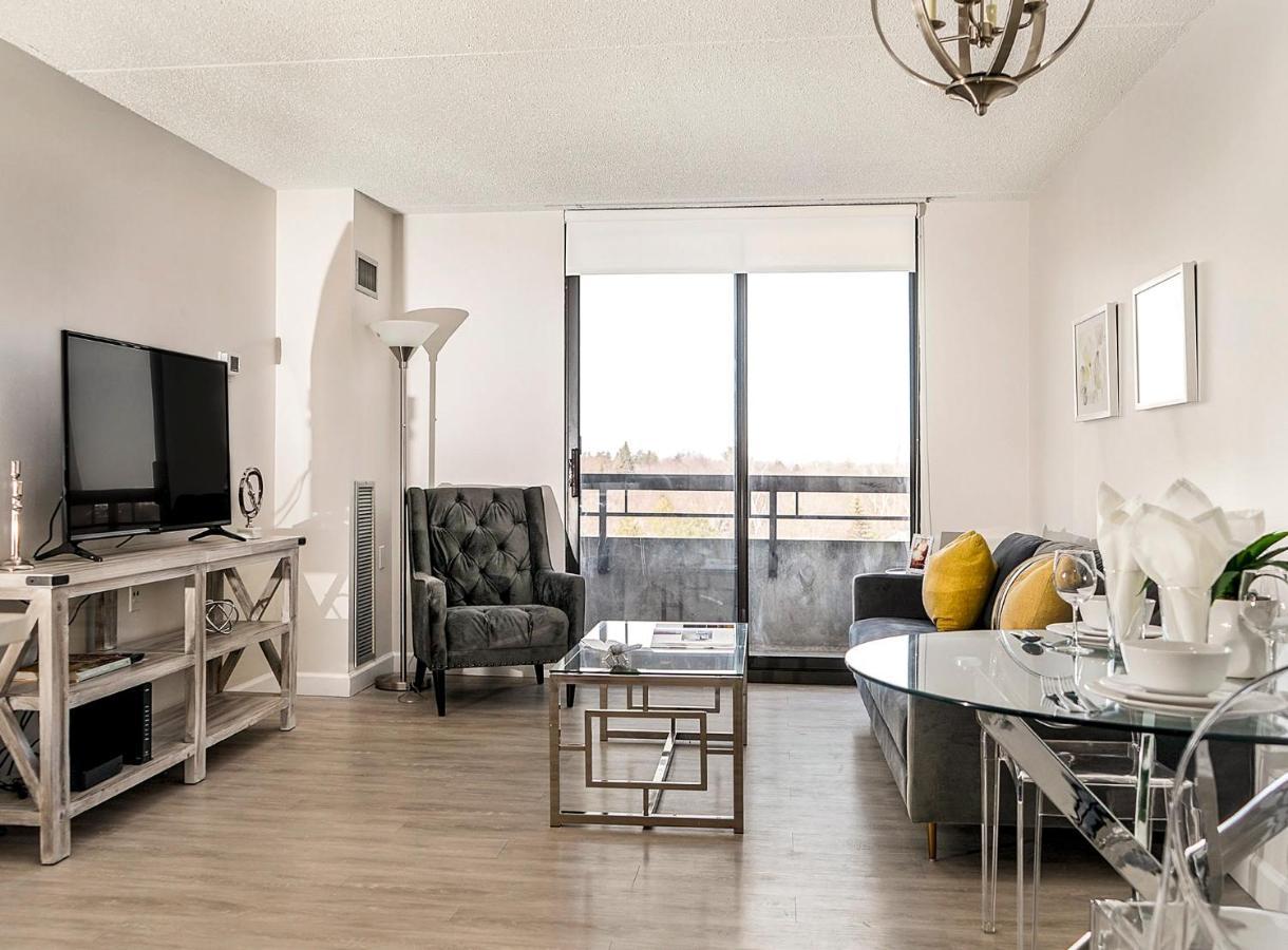 Short Term Rentals At The Park At Trowbridge Senior Community Southfield Exteriér fotografie