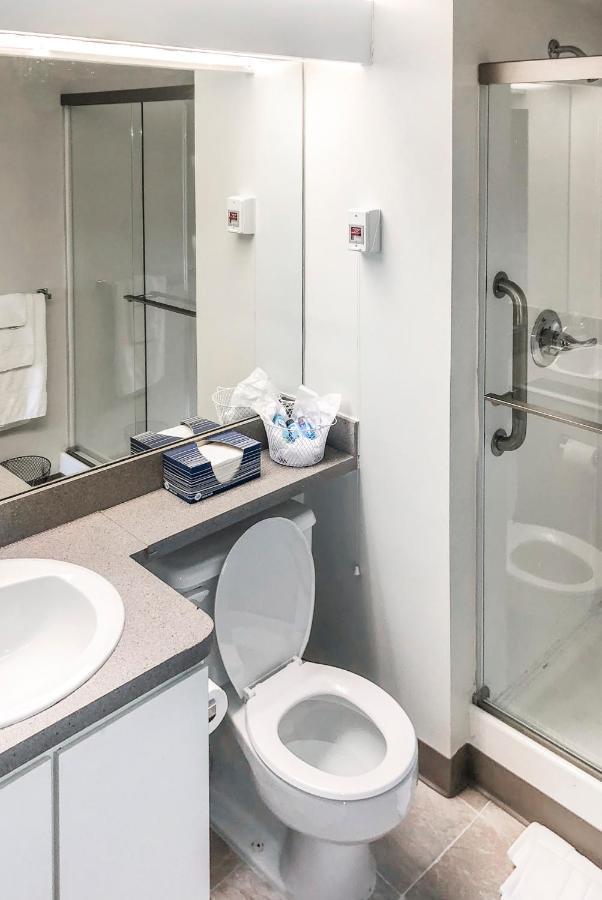 Short Term Rentals At The Park At Trowbridge Senior Community Southfield Exteriér fotografie
