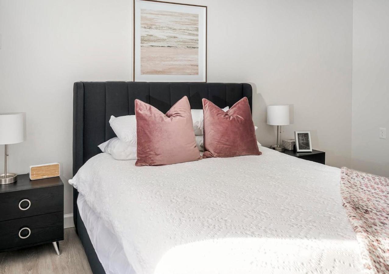 Short Term Rentals At The Park At Trowbridge Senior Community Southfield Exteriér fotografie