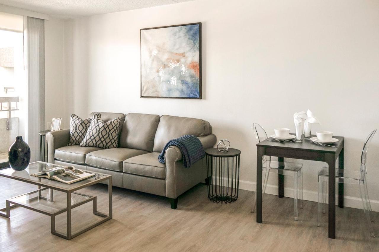 Short Term Rentals At The Park At Trowbridge Senior Community Southfield Exteriér fotografie
