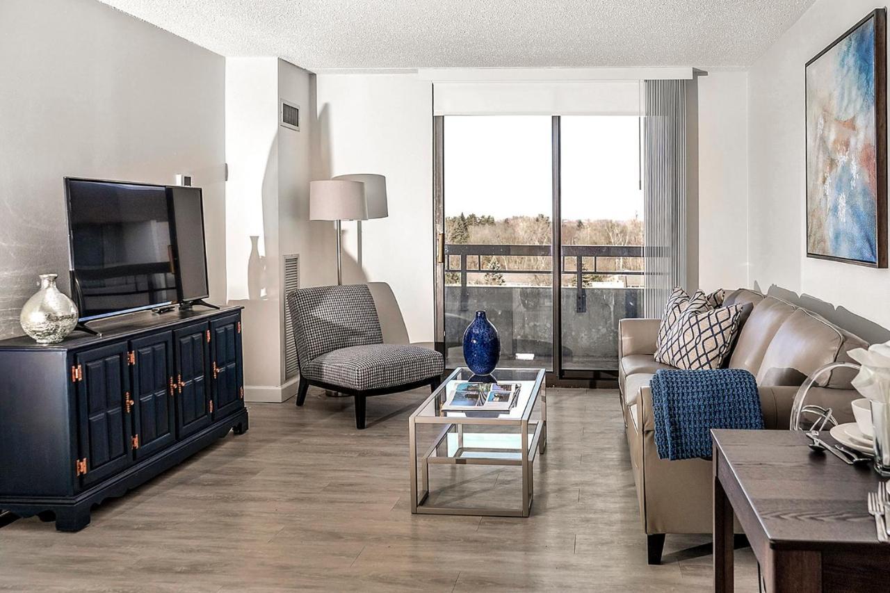 Short Term Rentals At The Park At Trowbridge Senior Community Southfield Exteriér fotografie